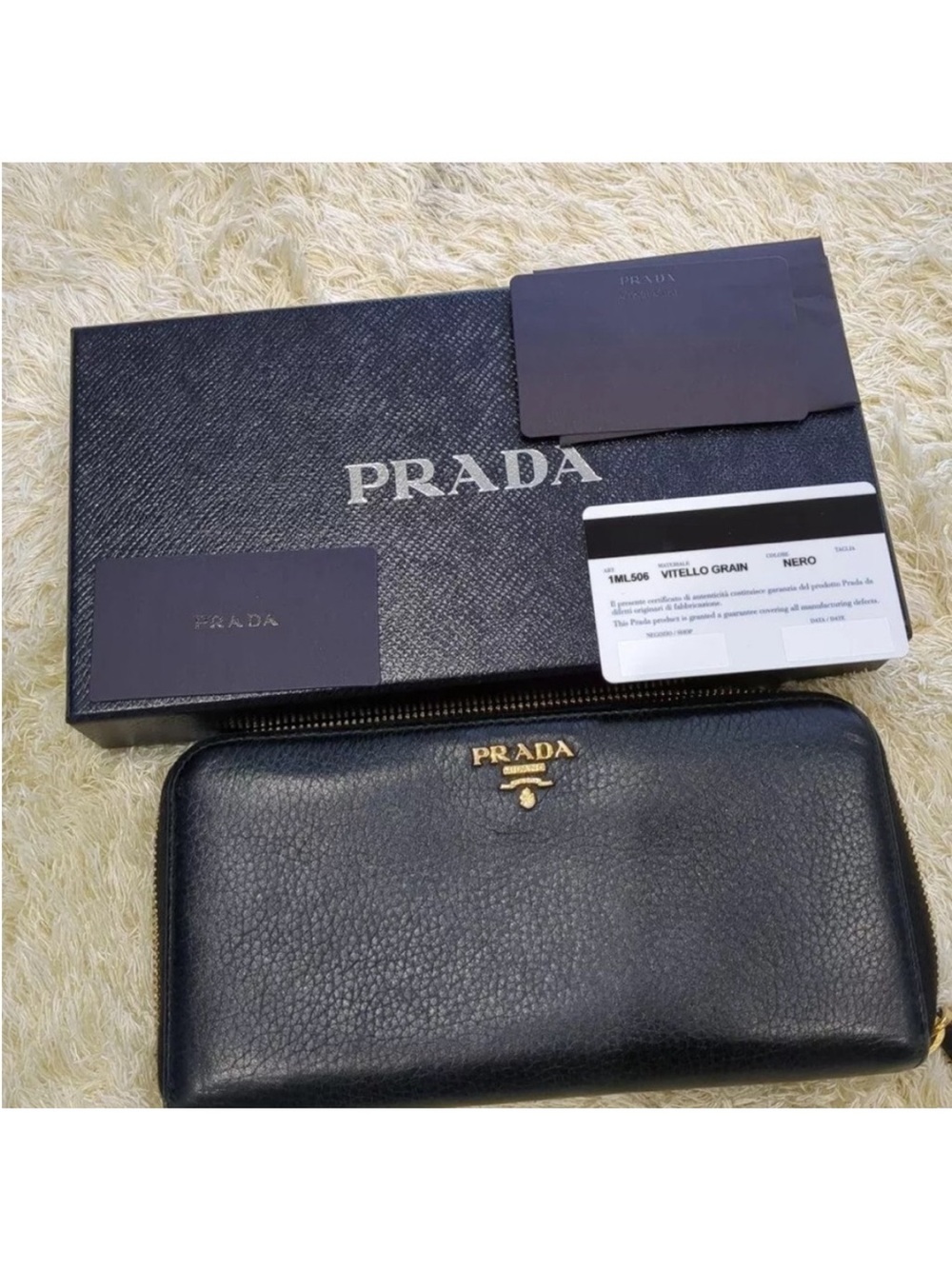Prada Nero Vitello Grain Zip Wallet